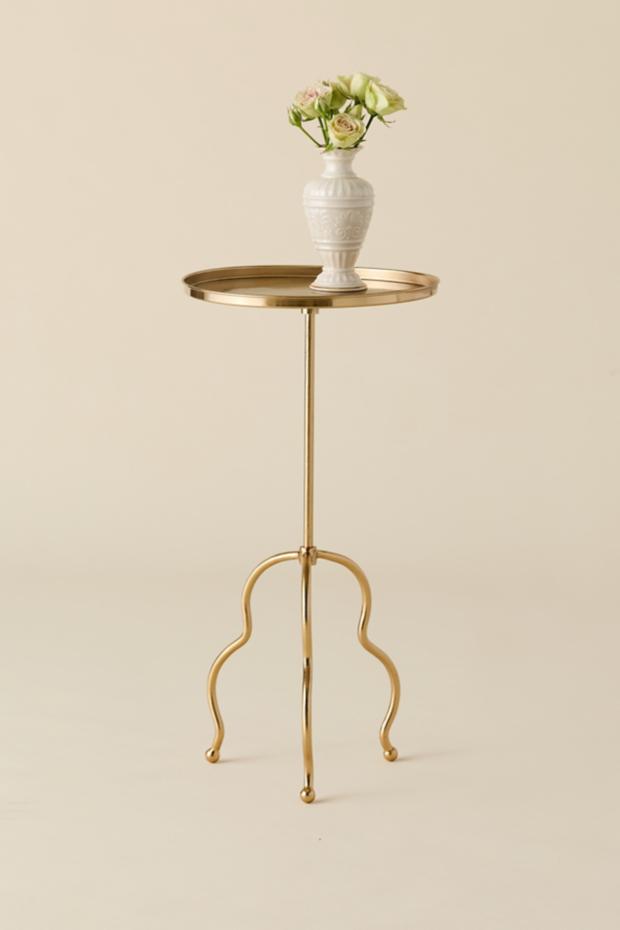 Mystic Wavy Leg Metal Side Table