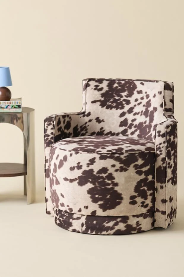 Rhea Swivel Lounge Chair