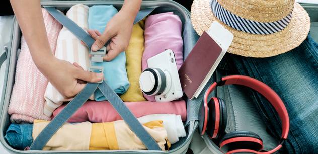 How to fly without paying Delta’s checked baggage fees