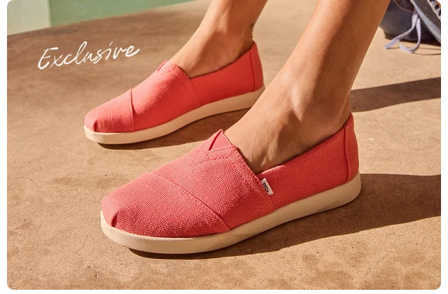 womens-alpargata-plus-sunset-coral-heritage-canvas