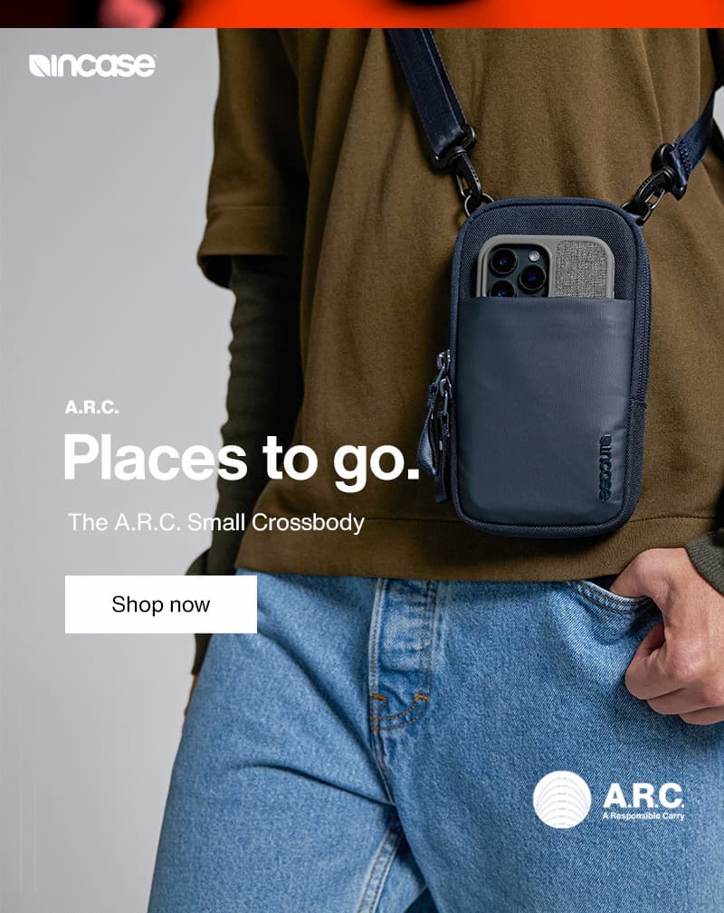Incase A.R.C Small Crossbody Bag in Navy