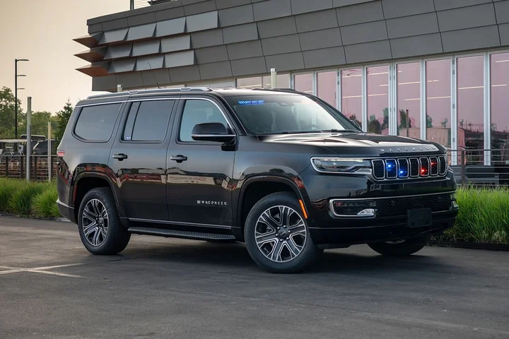 🚓 Jeep Debuts 2025 Wagoneer COV for VIP Protection and Law Enforcement