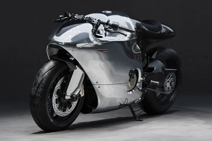 🏍️ Bandit9 Unleashes Sculptural Ducati 821 for the Mountains