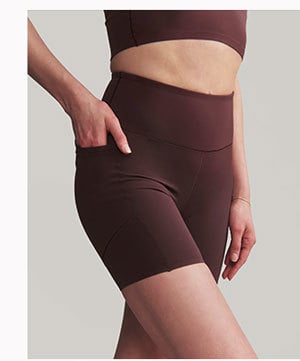 Revive 6'' Short: Brown Berry