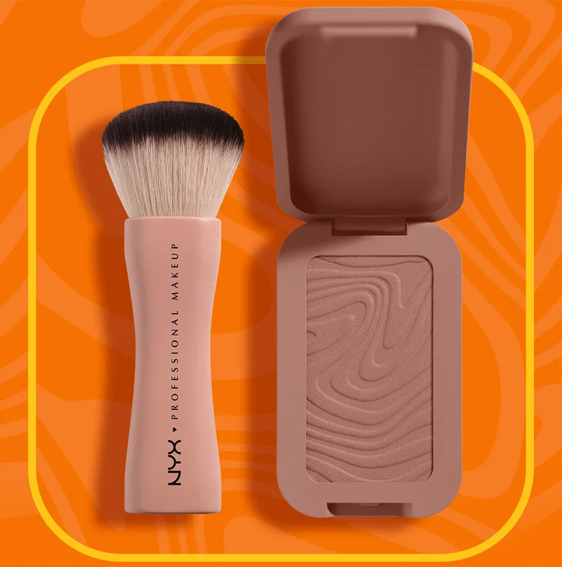 Bronzer brush