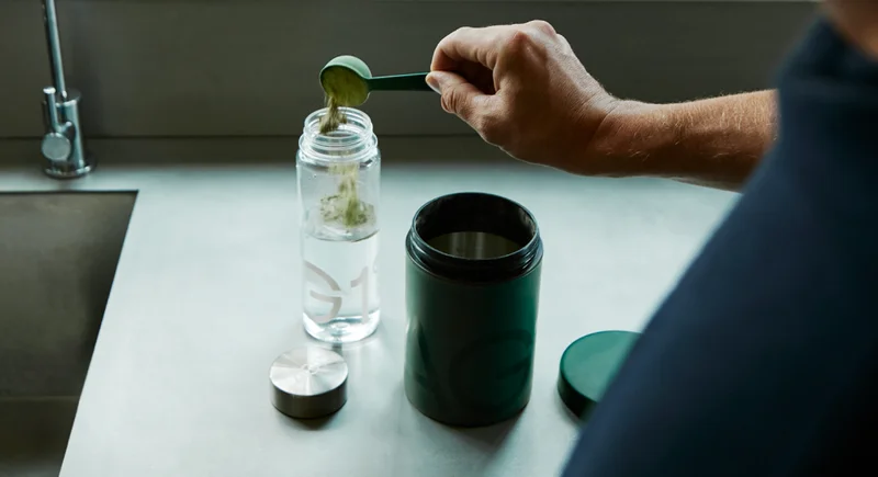 AG1 Canister & Shaker