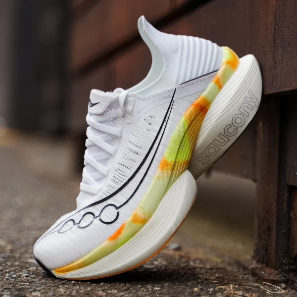 Saucony Endorphin Elite 2