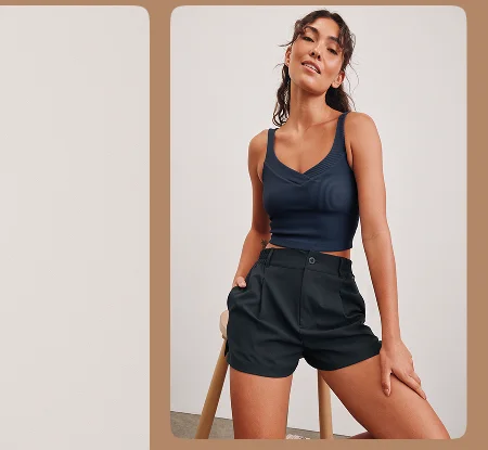 Impulse Ribbed Cropped Tank in Nocturnal Navy