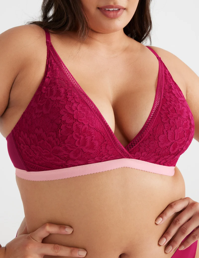 Image of Lace Deep-V Bra