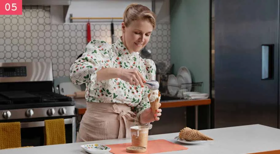 Dale Harris, Tony Gemignani, Nancy Silverton, Jeni Britton, Melineige Beauregard, Chris Guinto, Wallace Wong, Anna Leigh Waters, and Joy Mangano