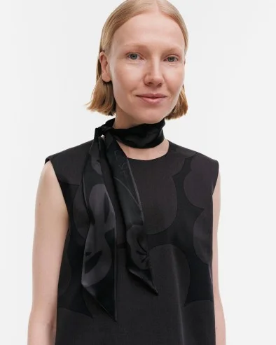 Jovvna Nokturno silk scarf