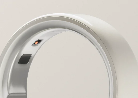 Oura Ring 4 Ceramic Cloud