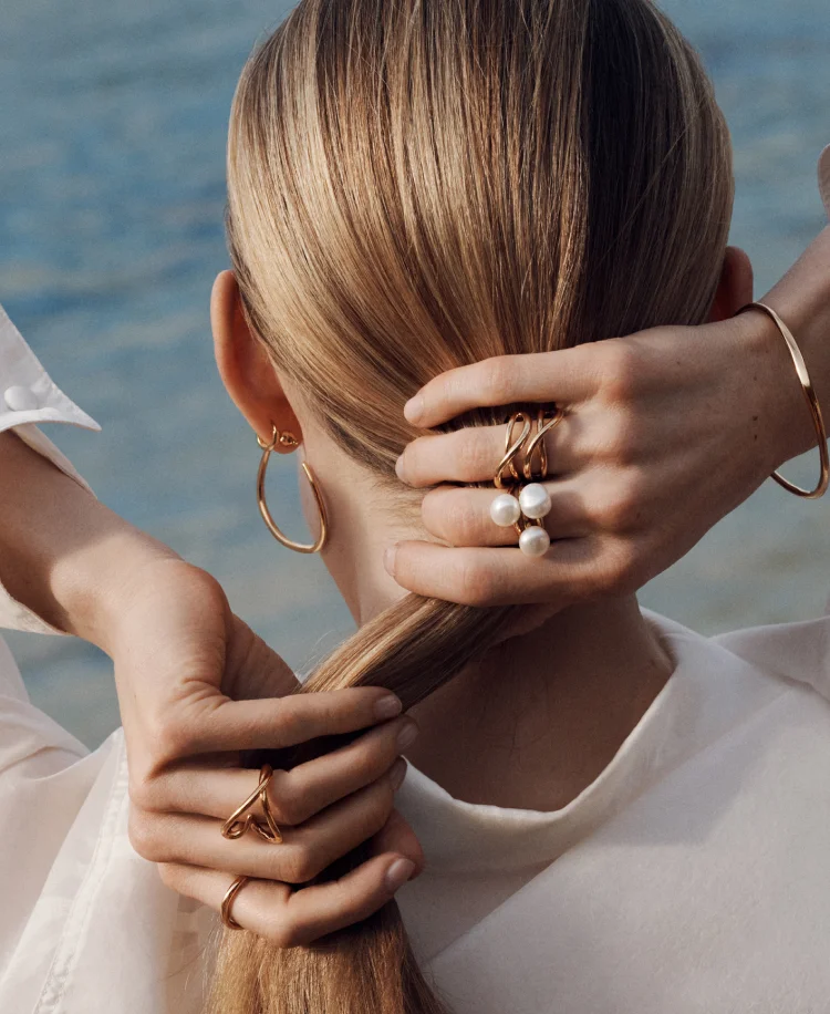 Organically shaped PANDORA ESSENCE Rings