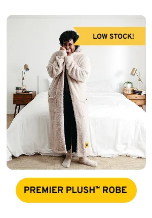 PREMIER PLUSH ROBE