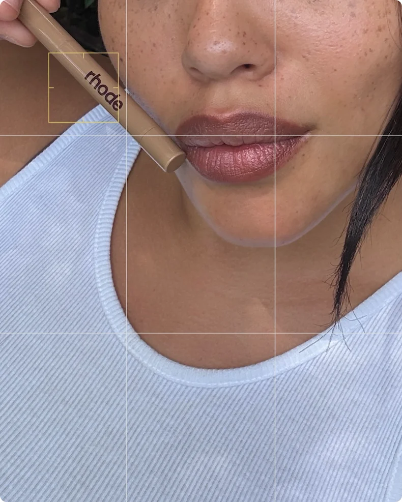 Alva wears peptide lip shape in balance