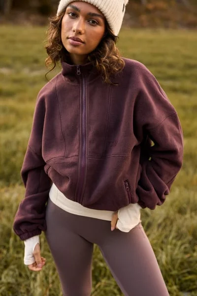 Image of Essential Fleece Dark Burgundy