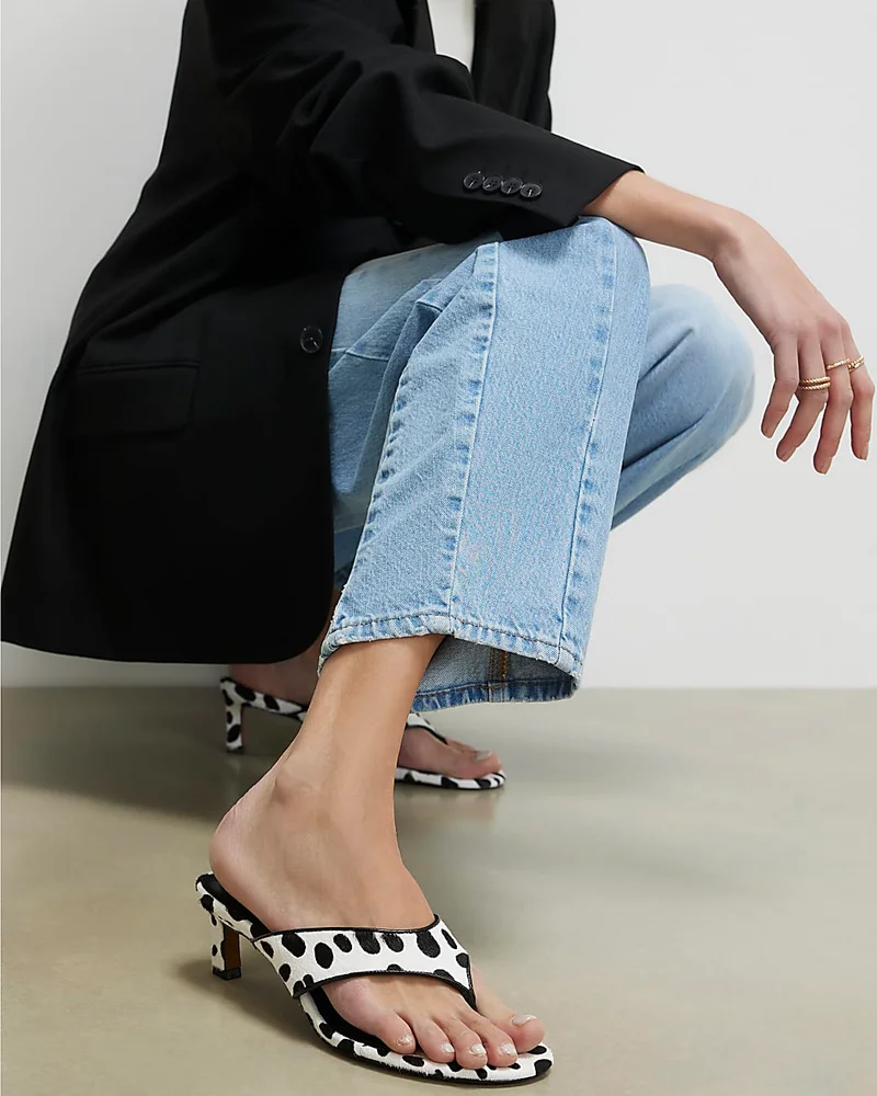 Womens White Spot Print Toe Thong Mule Sandals