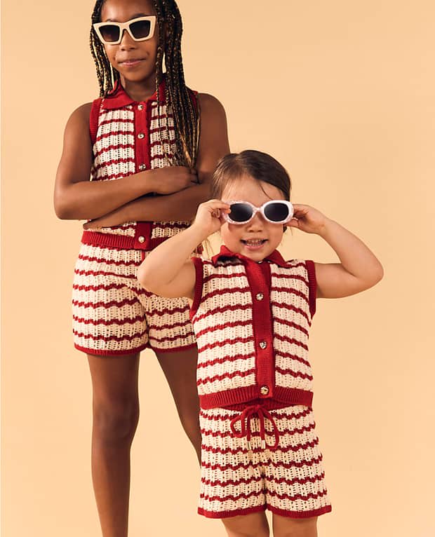 Girls Holiday Shop