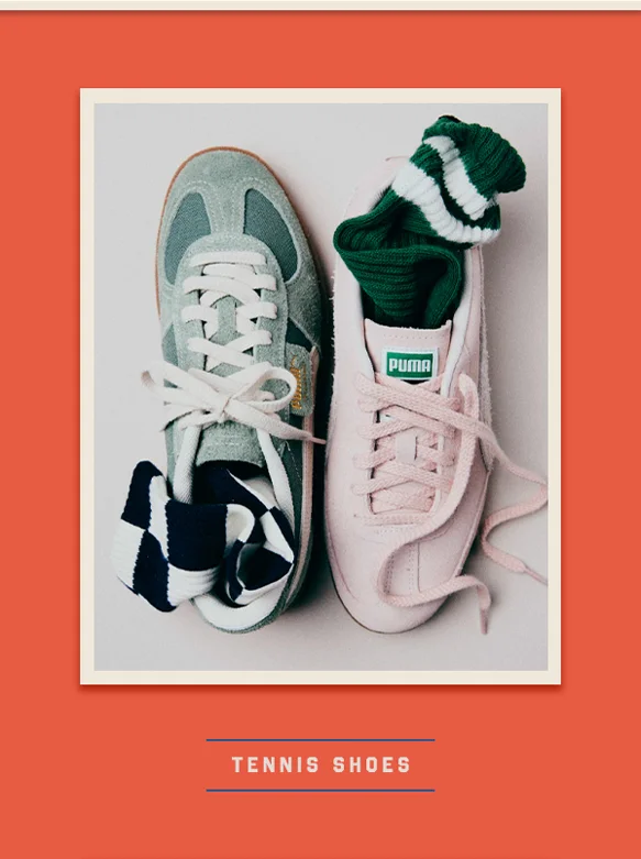 Tennis shoes