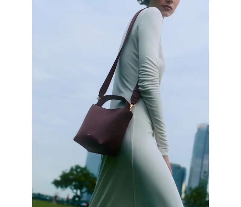 Mini Linea Bucket Bag Plum
