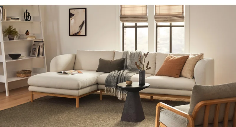Kinso Buckler Ivory Sectional