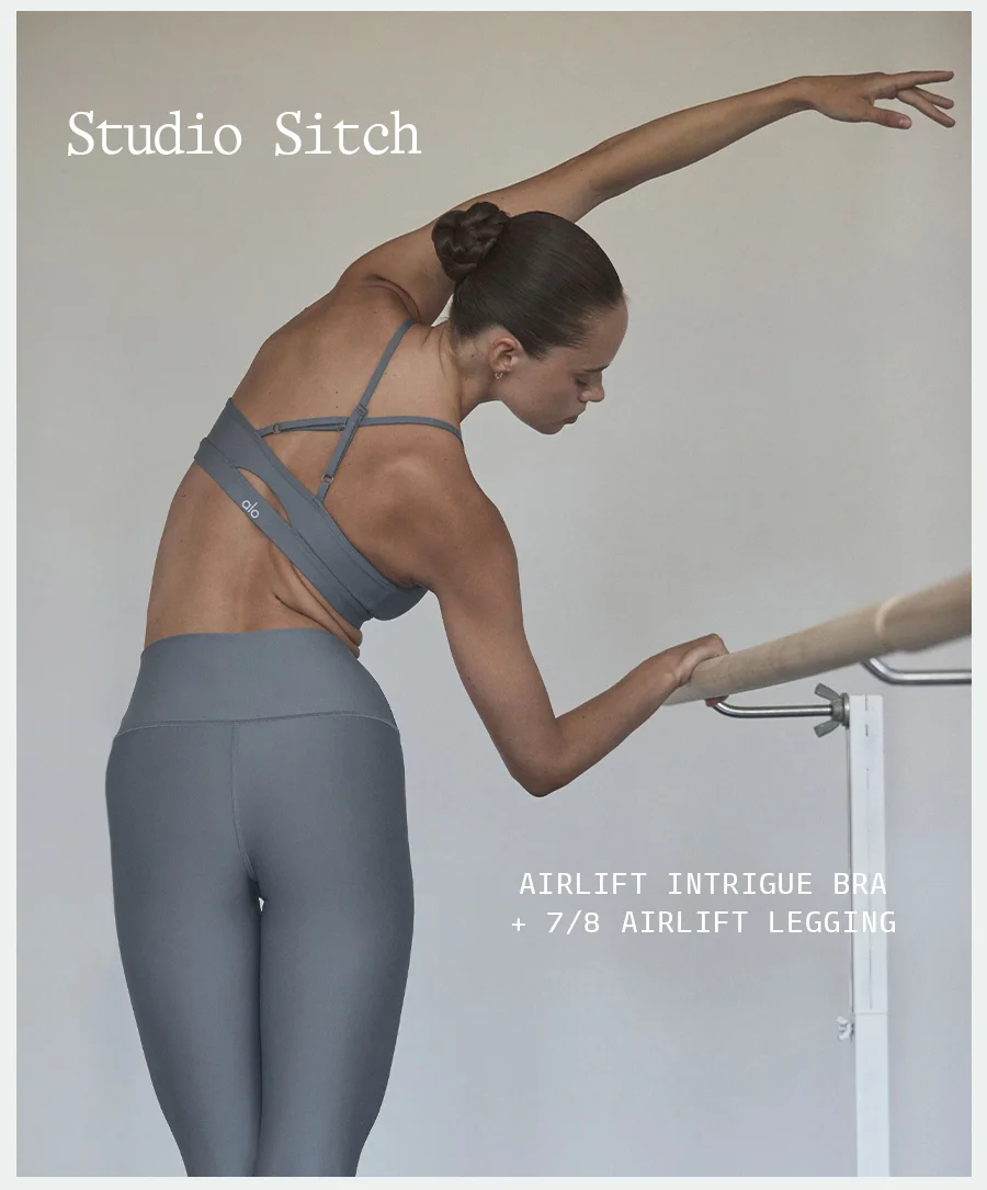Studio Sitch. Airlift Intrigue Bra + 7/8 Airlift Legging