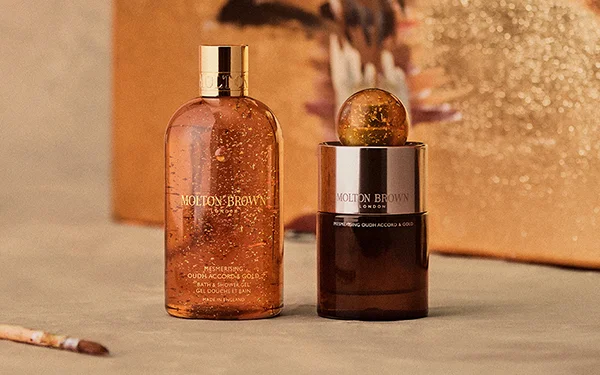 Mesmerising Oudh Accord & Gold by Molton Brown