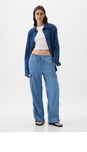 Display images to show real-time content