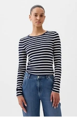 Display images to show real-time content