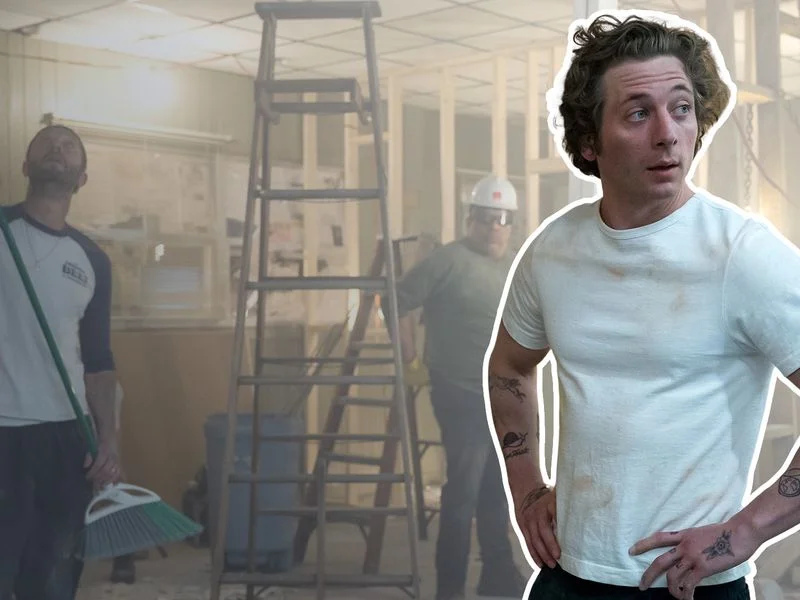 Jeremy Allen White wearing a Merz B. Schwanen T-shirt in 'The Bear'.