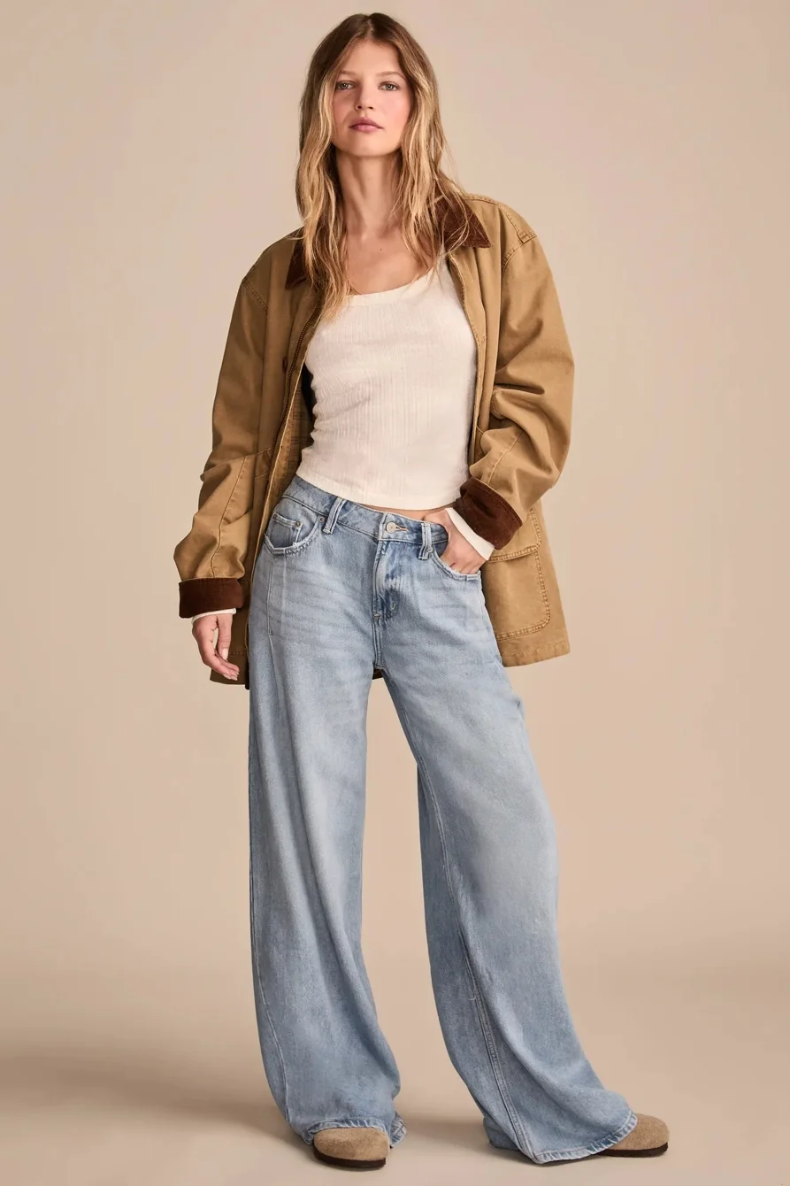 Image of Lucky Brand Wide Leg Pleated Liquid Denim Luxe Palazzo - Women's Pants Denim Wide Leg Jeans in River