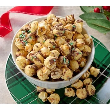 SH12/9 Funky Chunky (2)19oz Gourmet Popcorn Assortment