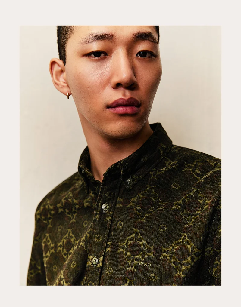 PERSON WEARING CORDUROY SHIRT