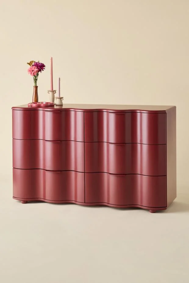Aria 6-Drawer Short Squiggle Dresser