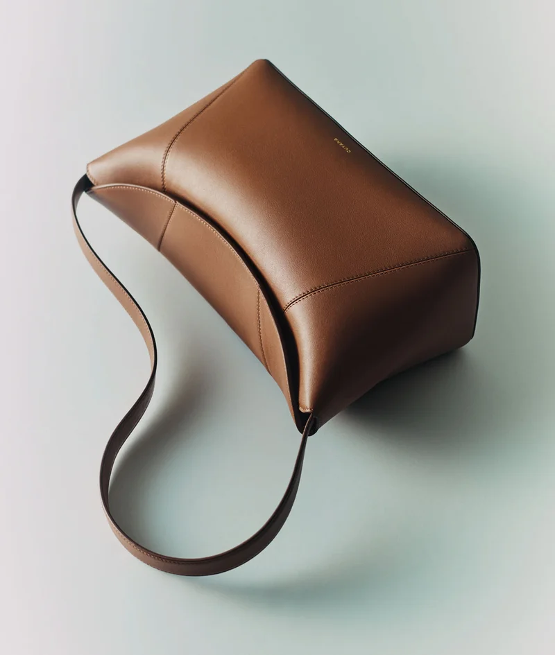 FORMA SHOULDER BAG