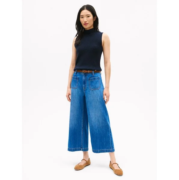 Medium Wash Cropped Wide-Leg Jean