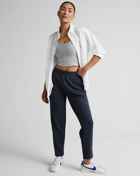 SoftSpring Tapered Pant in Nocturnal Navy