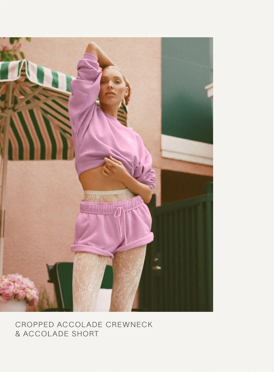 CROPPED ACCOLADE CREWNECK & ACCOLADE SHORT