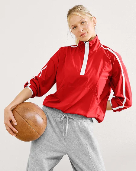 Stretch Woven Course Contrast Half Zip Pullover in Chili Red/True White