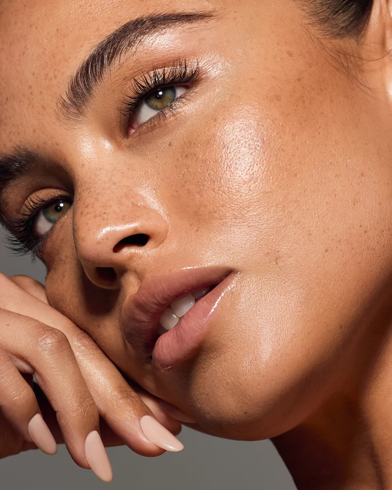 Skin Mimetic Concealer Microsuede Bronzer