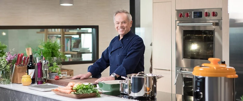 Wolfgang Puck Teaches Cooking