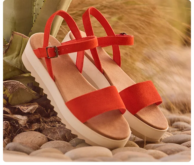 womens-brynn-platform-sandal-flame-suede