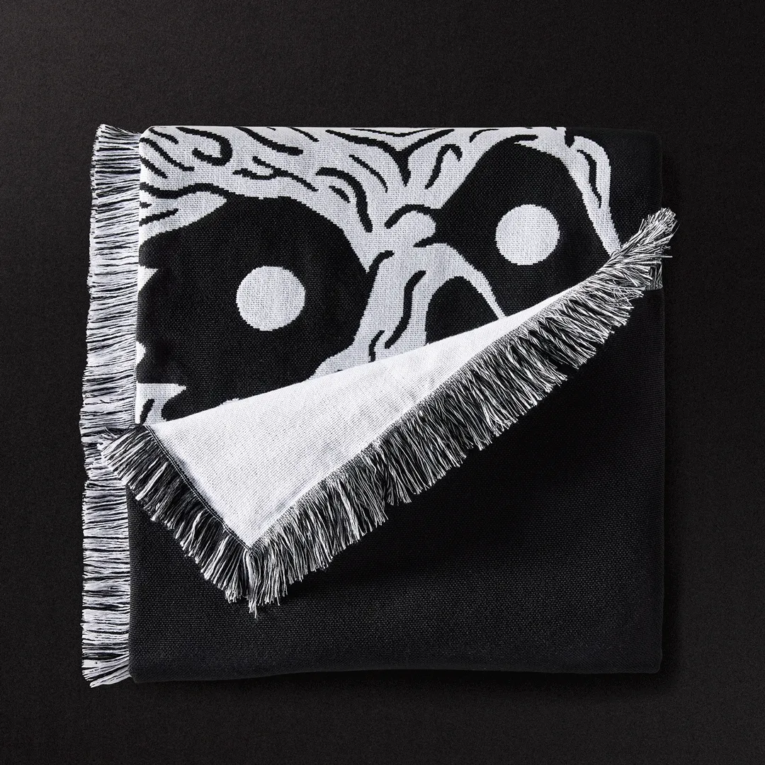 INSTANT DEATH WOVEN BLANKET
