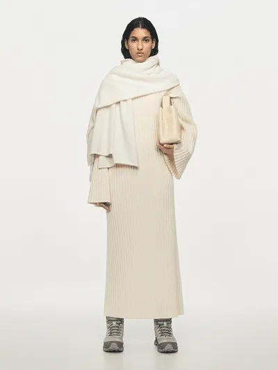 Holiday Essentials 15