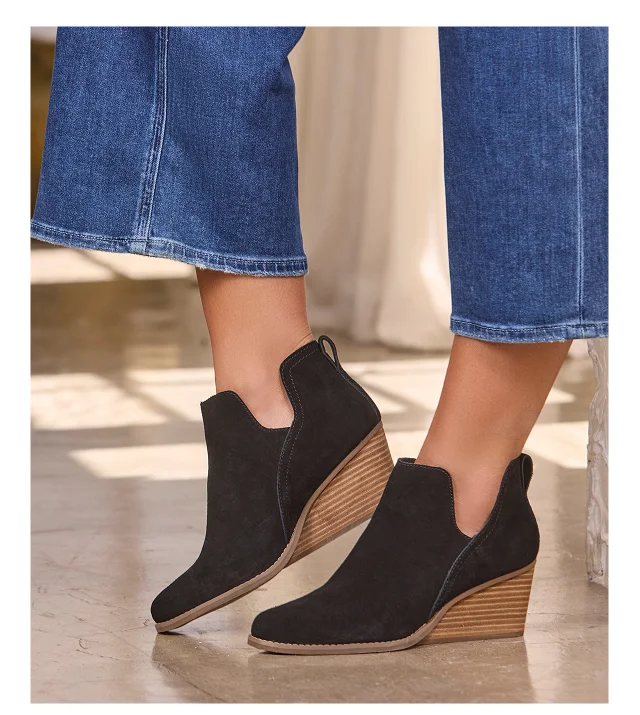 Gwen Ankle Boot - Image