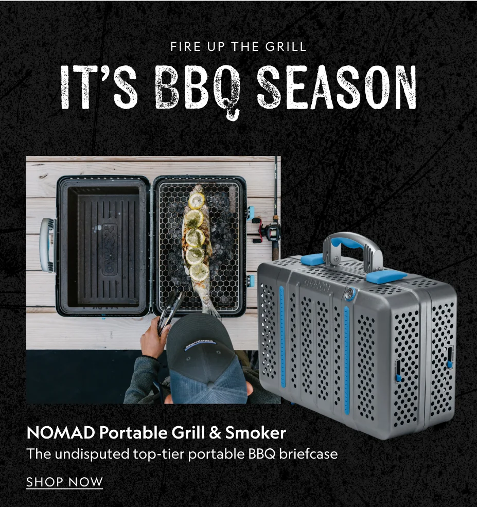 NOMAD Grill & Smoker