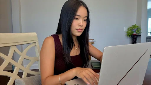 Julie H. - Integrated Design and Media ‘26