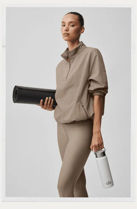 Light Weight Takeaway Track Pullover
