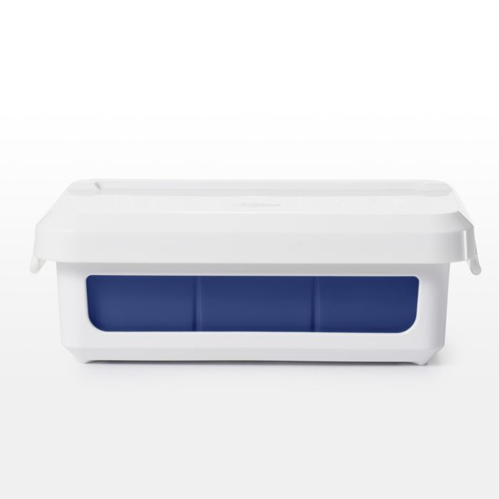 Image of Covered Silicone Ice Cube Tray-Large Cube