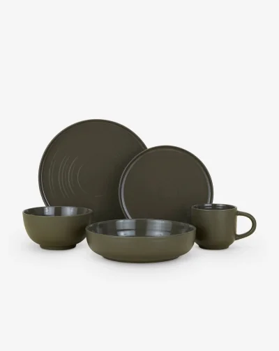Shop Essential Dinnerware